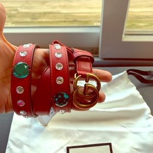 Authentic Gucci moon/resina belt